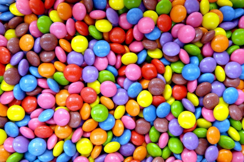 confiserie-LA BOLLENE VESUBIE-min_smarties_confectionery_lenses-1150911